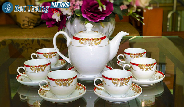 bộ ấm cameria viền đỏ
