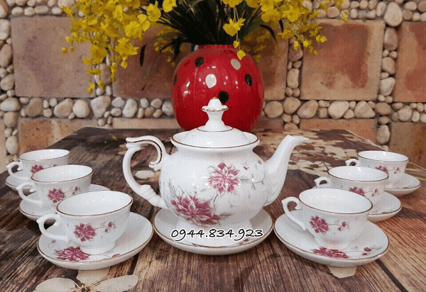 ấm chén bát tràng giá rẻ mẫu 3