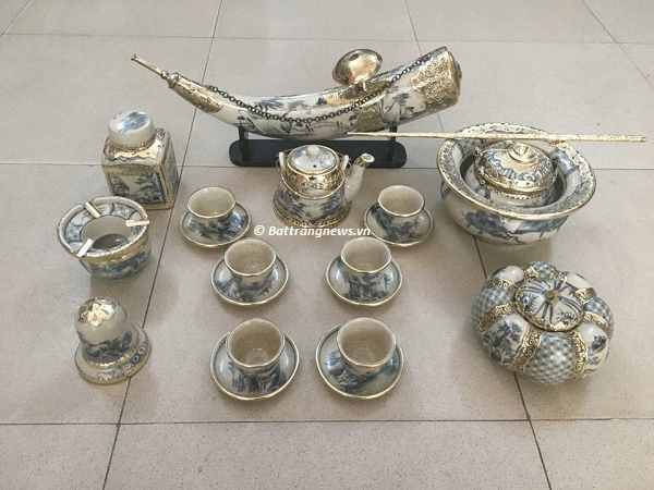 bộ ấm ch&eacute;n men rạn cổ b&aacute;t tr&agrave;ng