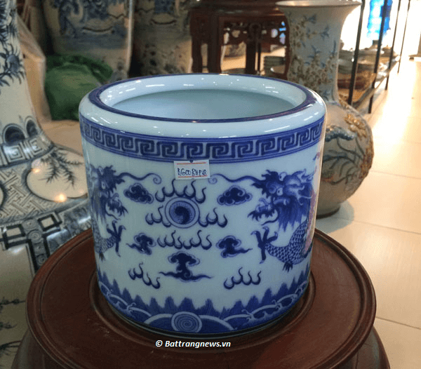 bát hương men lam vẽ tay