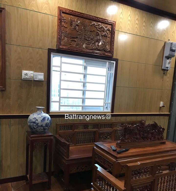 bình hút tài lộc bát tràng 8