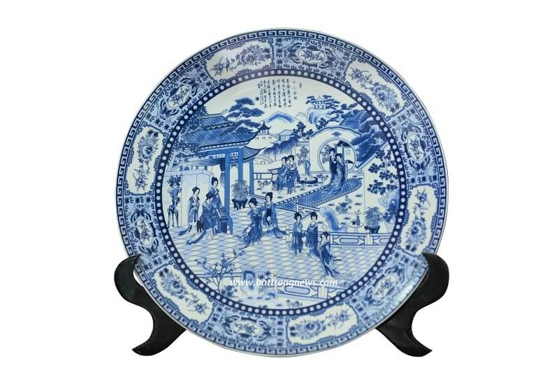 đĩa sứ lưu niệm