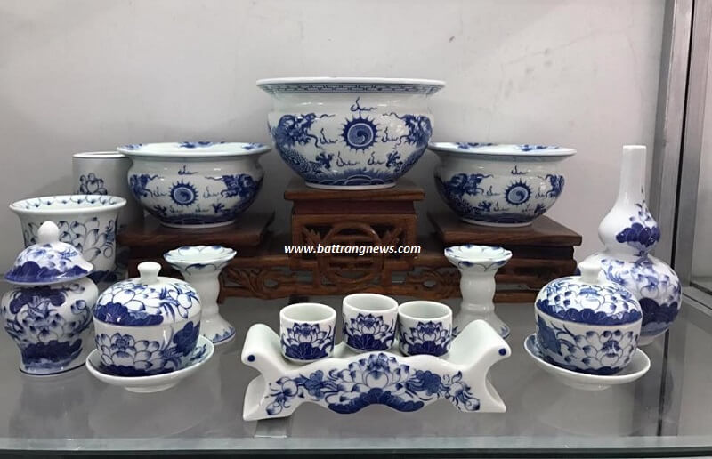 mẫu đồ thờ cúng bằng sứ cho nhà chung cư 3