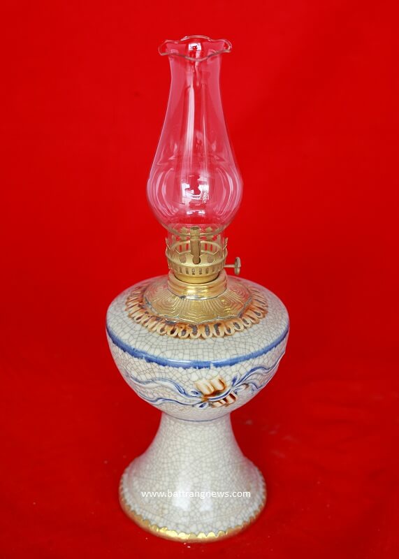 đ&egrave;n dầu thờ c&uacute;ng