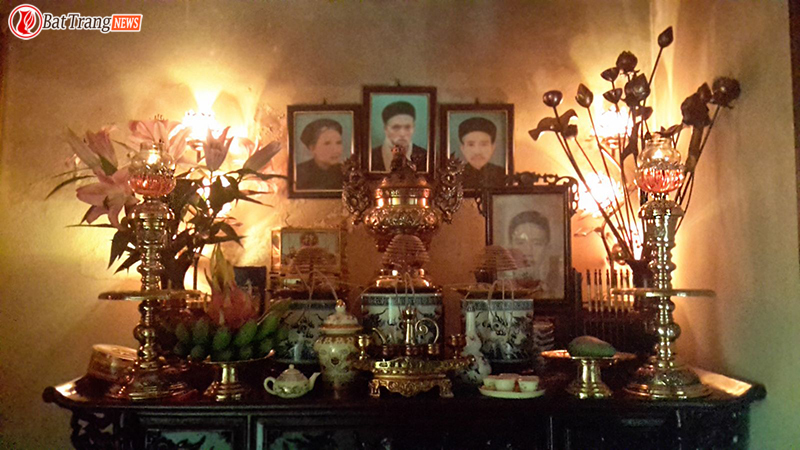 CÁCH SẮP XẾP ẢNH TRÊN BÀN THỜ GIA TIÊN
