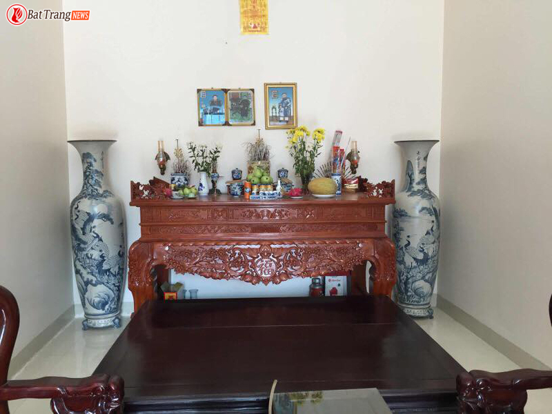 lục bình phòng thờ