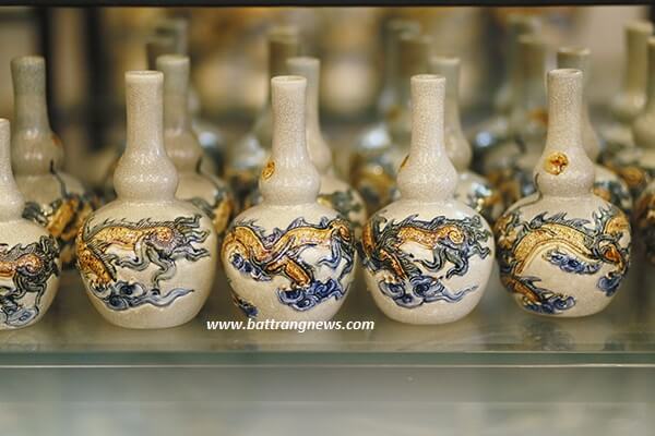 địa chỉ bán nậm rượu bát tràng giá rẻ có in logo cho nhà hàng, khách sạn