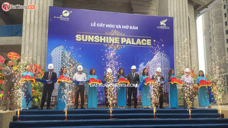 VĂN KHẤN CẤT NÓC NHÀ