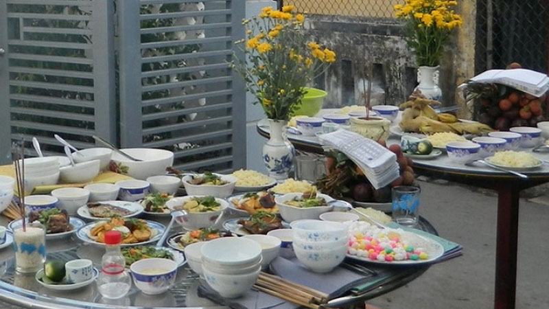 văn khấn cô hồn ngoài trời