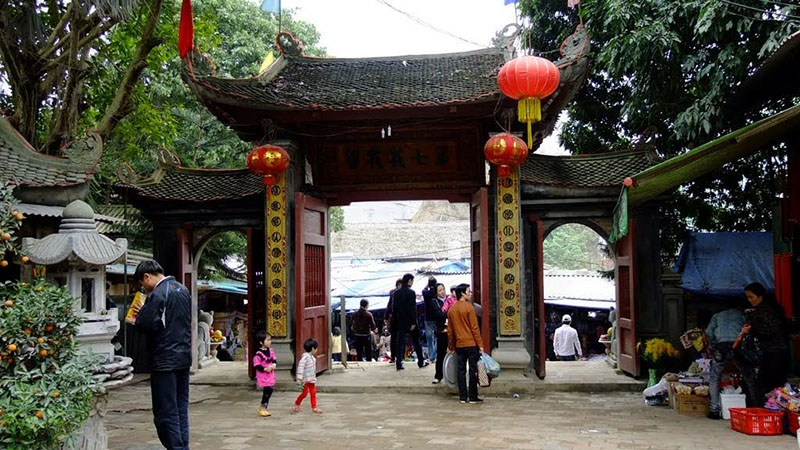 văn khấn đền &ocirc;ng Ho&agrave;ng Bảy - thờ g&igrave;