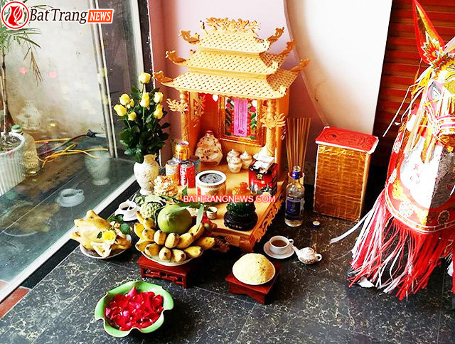 thủ tục lập bàn thờ thần tài