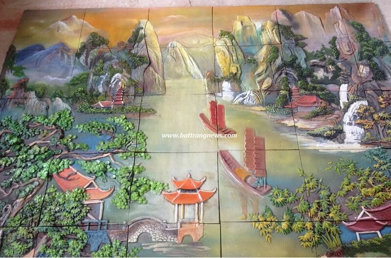 Tranh ghép mảnh gốm sứ