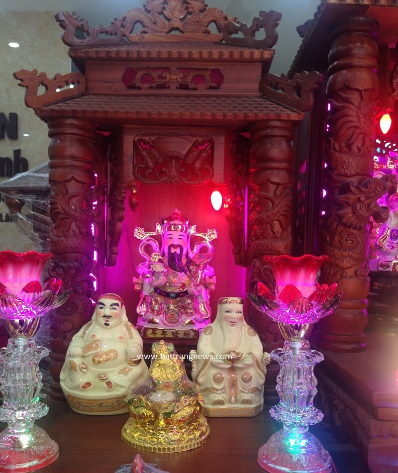 bàn thờ thần tài ông địa