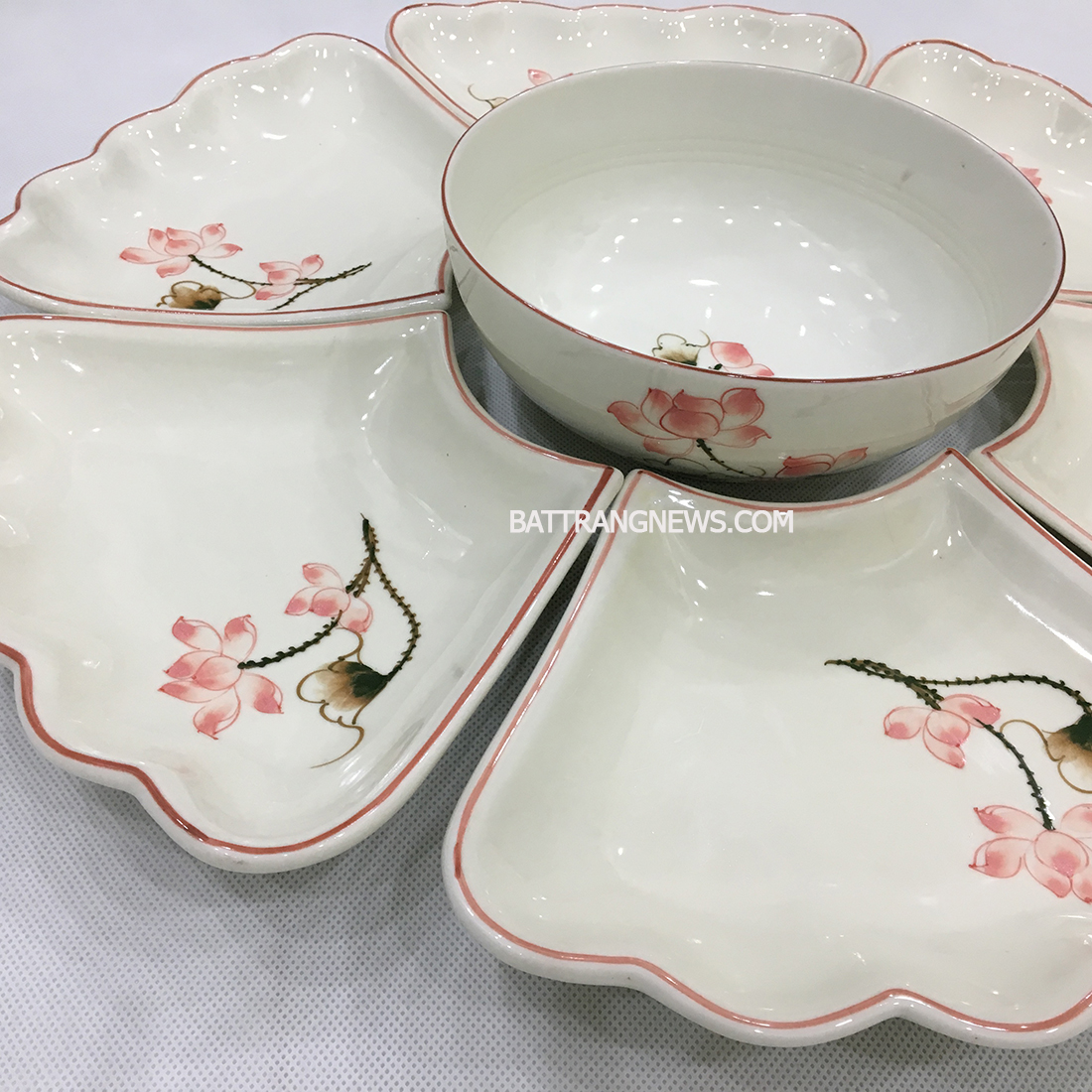 Bộ b&aacute;t đĩa B&aacute;t Tr&agrave;ng hoa mặt trời