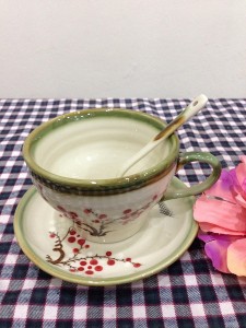 Bộ tách cafe dáng chóe vẽ hoa đào men xanh cổ