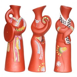 Lọ Hoa Gốm Đất Đỏ 3 cô gái Bắc Trung Nam