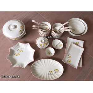 Bộ bát đĩa men kem vẽ Sen Vàng
