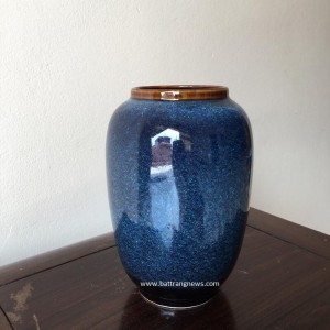 Lọ hoa men hỏa biến dáng ống