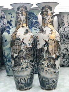 Lọ lộc bình Bát Tràng ngũ phúc vẽ vàng công nghệ nano 1m4 2020