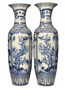 Lọ lộc bình Tứ Quý men lam đắp nổi 1m25 2019